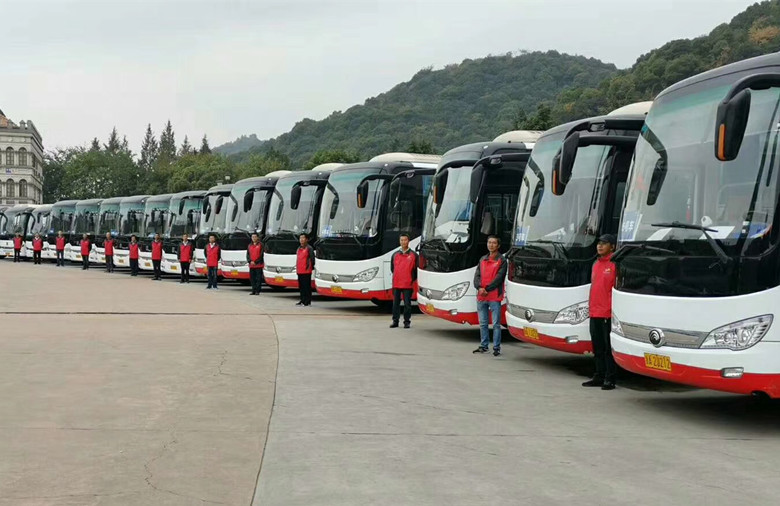 大巴車27-47座